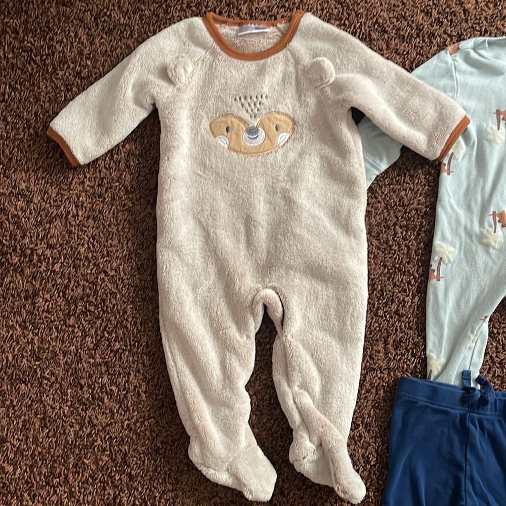 Baby boy clothes - Picture 2 of 5